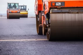 Мэрия Благовещенска представила масштабный трехлетний план ремонта дорог