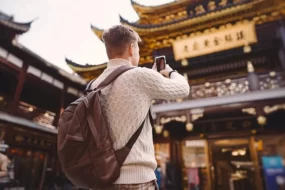 Социологи рассказали о феномене «не своих» среди русских за рубежом