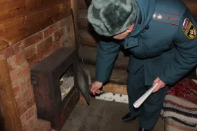 В Амурской области МЧС проводит профилактическую операцию «Осторожно — печка»