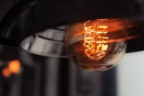 Рост цен на электроэнергии на 1900% за сутки зафиксирован в Эстонии