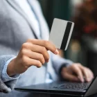 Амурчанка оформила кредит на имя покойника