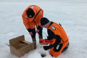 Спасатели приступили к подрыву льда в Приамурье