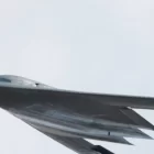 Замечены странные метки на крыльях атаковавших Иран бомбардировщиках B-2