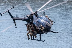 Журналисты сняли на фото «яйцо-убийцу» спецназа США при спасении пилота F-15E