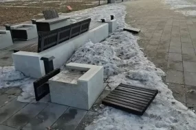 В полмиллиона рублей оценили ущерб от поломанных скамеек в «Трибуна Холл»