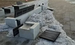 В полмиллиона рублей оценили ущерб от поломанных скамеек в «Трибуна Холл»