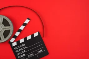 Критики назвали пять лечащих душу сериалов, которые обошли даже «Терапию»