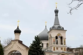 Царьград: Храму при МГУ не дали провести полноценный крестный ход