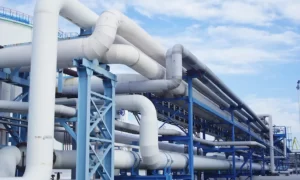 Стоимость газа в Европе растет на фоне блокады Ормузского пролива США