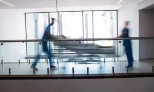 Ирина Роднина хочет помочь Татьяне Тарасовой, попавшей в реанимацию