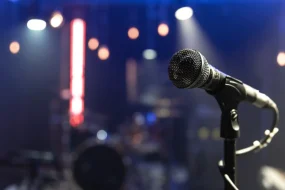 Канье Уэст «перепрошил» с ИИ песню Юрия Шатунова и взорвал мировой чарт