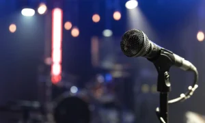 Канье Уэст «перепрошил» с ИИ песню Юрия Шатунова и взорвал мировой чарт