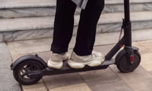 В Благовещенске прошли рейды против электросамокатчиков