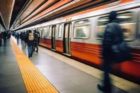 Мощные удары по Харькову привели к блокировке работы метрополитена