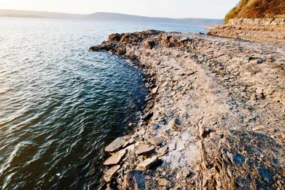 Алиев оценил, чем грозит мировой экономике повреждение кабелей на дне Ормуза