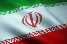 Тайная игра: после отмены переговоров США и Ирана грозит новый этап войны