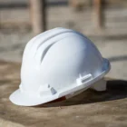 Прораб, по вине которого рабочий упал в шахту лифта, получил срок