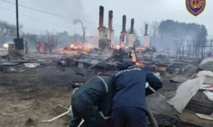 Крупный техногенный пожар тушили 16 расчетов в Приамурье