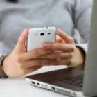 XDA: владельцам Samsung грозит превращение смартфона в «мусорку»