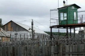 В Амурской области заключенный похитил деньги у исправительной колонии