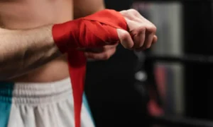 Обошел бразильца за 39 секунд: Павлович одержал эффектную победу