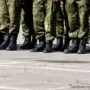 Боец Юнусов, конфликт которого с соседкой сняли камеры, отправляется на СВО