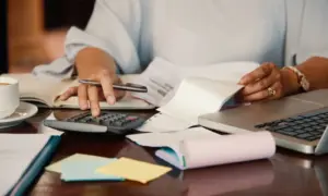 Чиновница из Приамурья получала зарплату за несуществующую работу