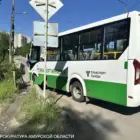 В Тынде автобус с пассажирами врезался в ограждение