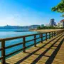Туристическое фиаско: волна эвакуаций отдыхающих прошла в Сочи из-за тревог