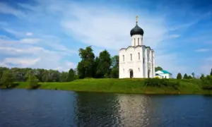 Митрополит Иларион ответил на вопрос, что точно не стоит обсуждать с окружающими
