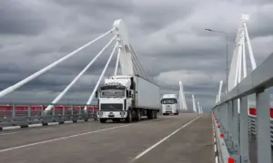 Грузопоток через пункт пропуска Кани-Курган вырос в два раза за полгода