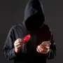 Потеряли 16 миллионов за неделю: мошенники атаковали амурчан новыми схемами