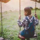 В Приамурье 8-летняя девочка сломала позвоночник на новой детской площадке