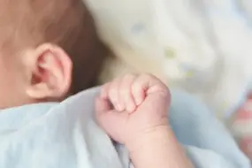 В Индии обсуждают рождение ребенка с четырьмя руками и четырьмя ногами