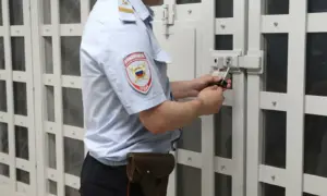 Житель Белогорска обокрал друга, который доверил ему получение социальных выплат