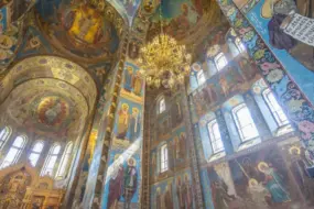В Элисте идет мироточение креста после перезахоронения верующего
