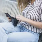 Чиновники в Белогорске незаконно отказали сироте в пособии по безработице