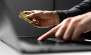 До 4 лет колонии: в Приамурье 19-летняя студентка пойдет под суд за работу «дропом» у мошенников