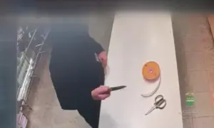 В Благовещенске задержали вооруженного ножом налетчика на цветочный магазин