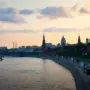Новая волна беспилотников противника прошла через регионы к Подмосковью